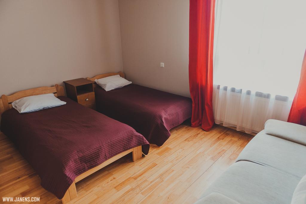 Hotel Rudzupukes Svente Esterno foto